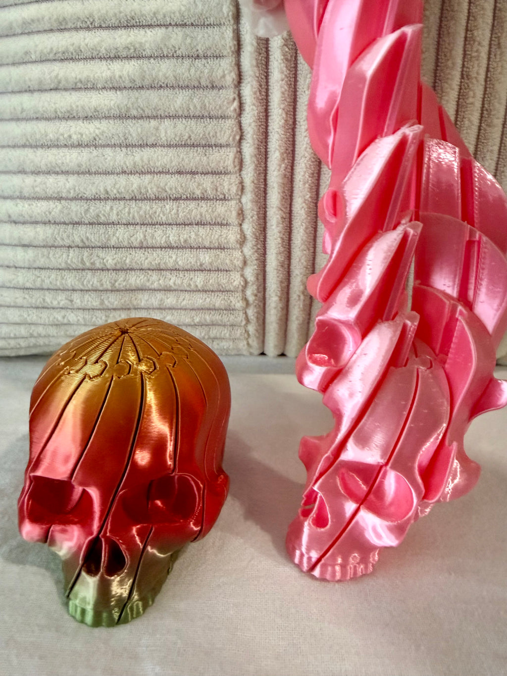 Skull twist fidget